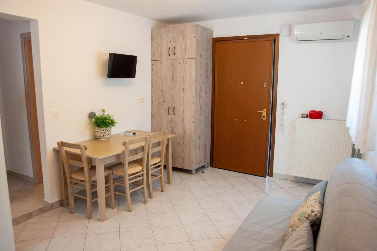 Alexandros Hotel Apartments Vourvourou Exterior foto