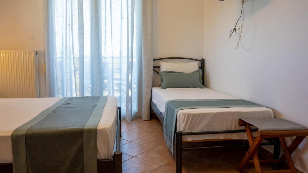 Alexandros Hotel Apartments Vourvourou Exterior foto